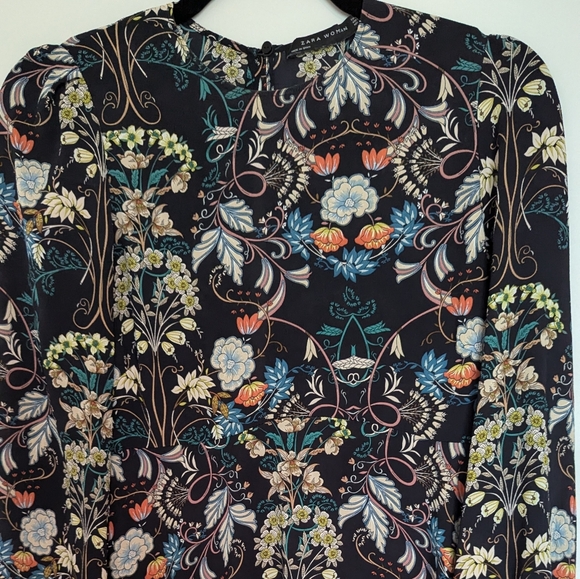 Zara Floral Dress Size Small - Picture 3 of 5